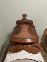 Load image into Gallery viewer, 14” Hereford Western Saddle