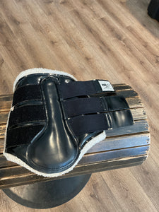 L Black DSB  Patent Fleece Boots