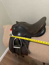 Load image into Gallery viewer, 17” Kieffer  Dressage Saddle