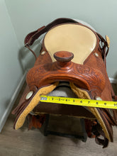 Load image into Gallery viewer, 16.5” Don Leson Western Saddle