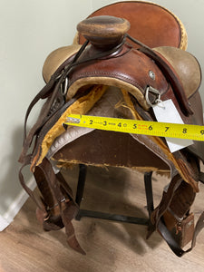 13.5” Fallis Round Skirt Western Saddle