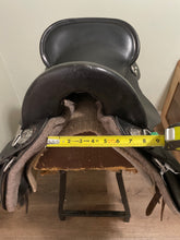 Load image into Gallery viewer, 16-inch Tucker Endurance Saddle