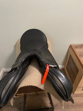 17” Kieffer Black Event Saddle