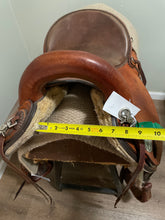 Load image into Gallery viewer, 16” Crates Endurance Saddle