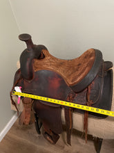 Load image into Gallery viewer, 15.5&quot; Mc Pherson Western Saddle